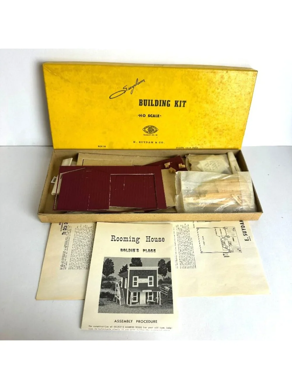 Suydam HO Scale Building Kit Rooming House Goldies Place Vintage Model